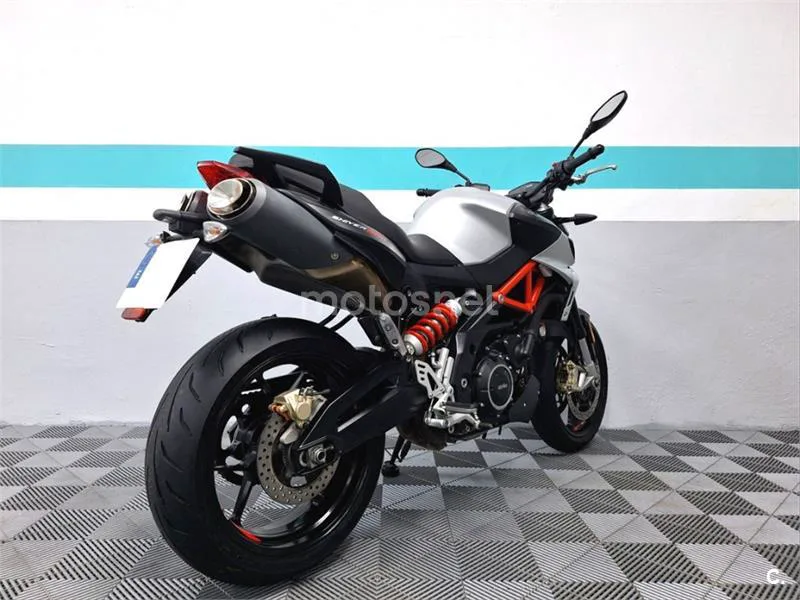 Aprilia Shiver 900 – Vista 7