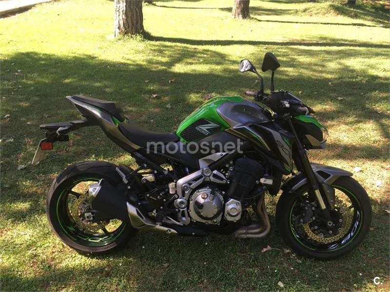 Kawasaki Z900 – Vista 12