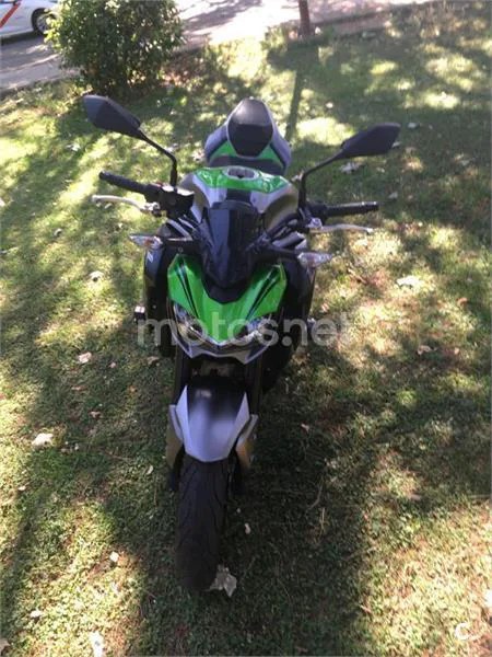 Kawasaki Z900 – Vista 6