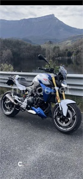 BMW F 900 R – Vista 4