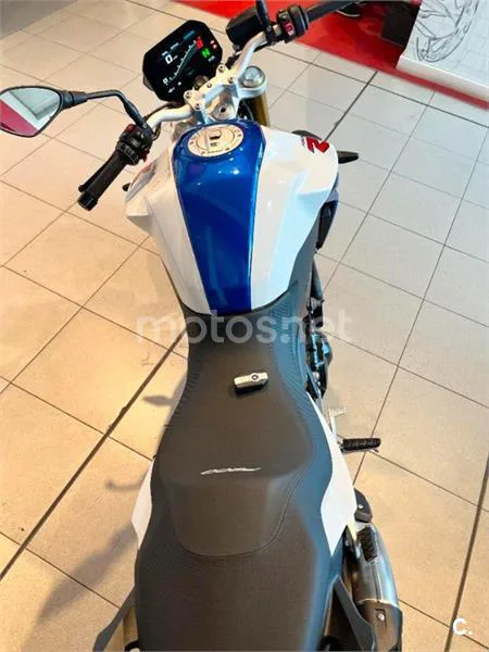 BMW F 900 R – Vista 5