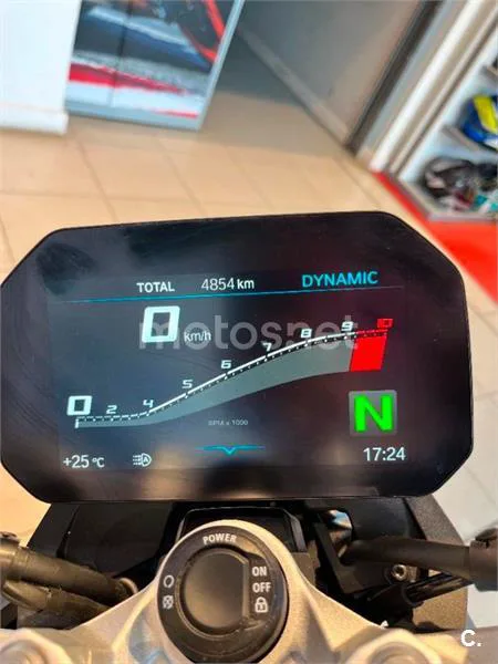 BMW F 900 R – Vista 6