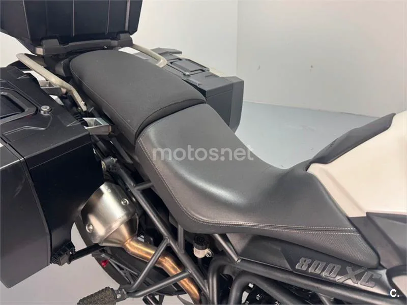 Triumph Tiger 800 XC – Vista 7