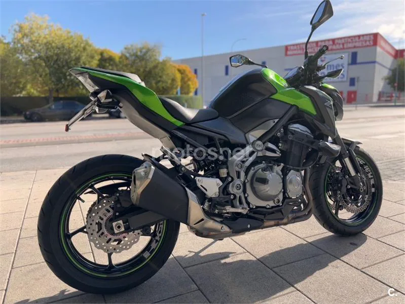 Kawasaki Z900 – Vista 11