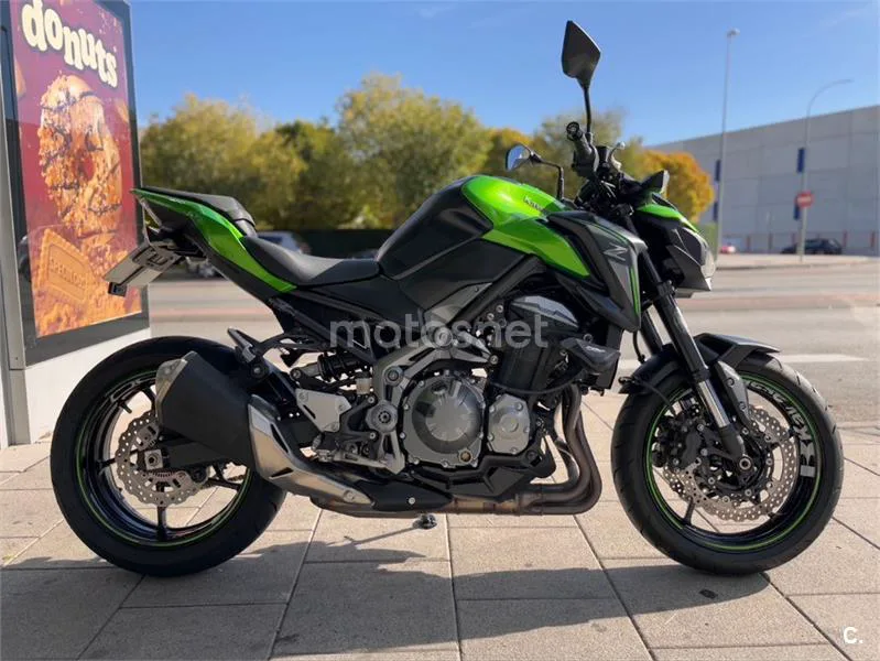 Kawasaki Z900 – Vista 8