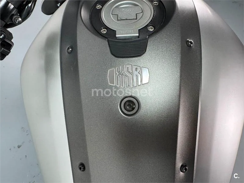 Yamaha XSR 700 – Vista 10
