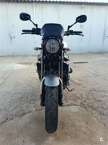 Yamaha XSR 900 – Vista 4