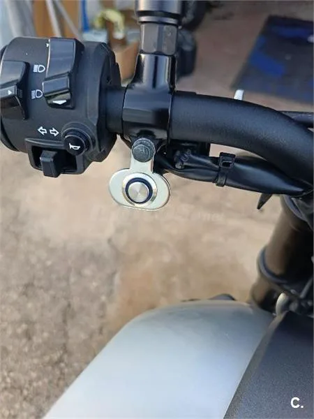 Yamaha XSR 900 – Vista 6