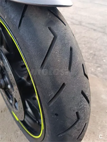 Yamaha XSR 900 – Vista 10