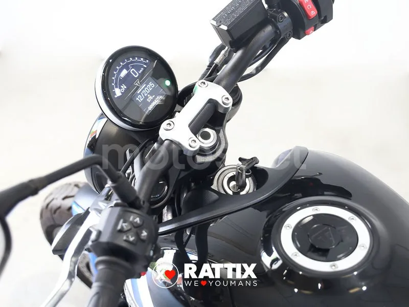 Triumph Trident 660 - Vista 4