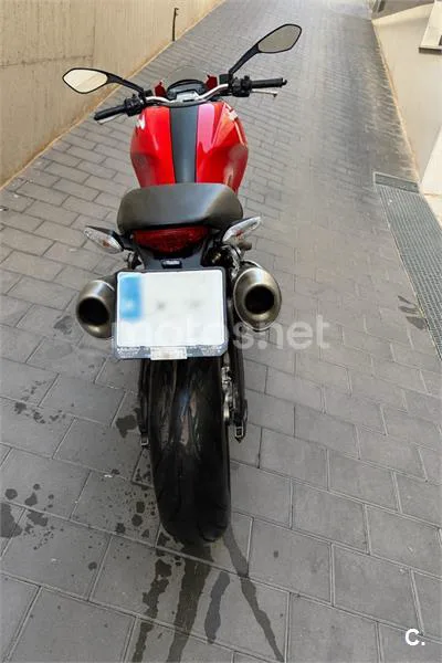 Ducati Monster 696 – Vista 4