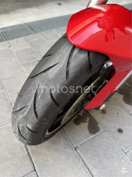 Ducati Monster 696 – Vista 5