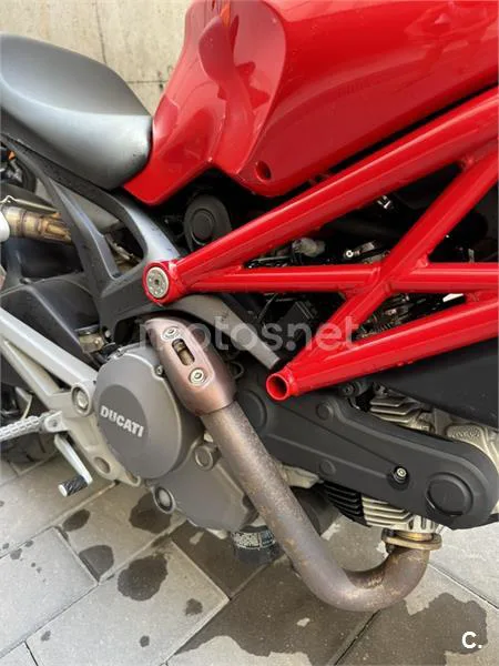 Ducati Monster 696 – Vista 7