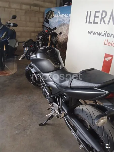 Suzuki SV 650 – Vista 3