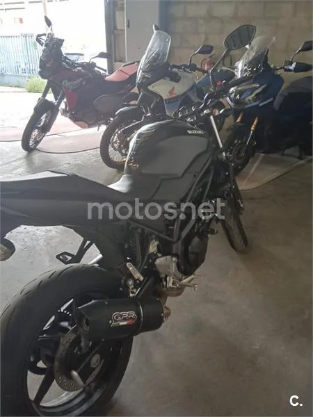 Suzuki SV 650 – Vista 4