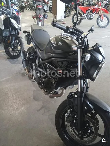 Suzuki SV 650 – Vista 5