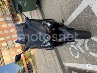 Yamaha TMAX 560 – Vista 11