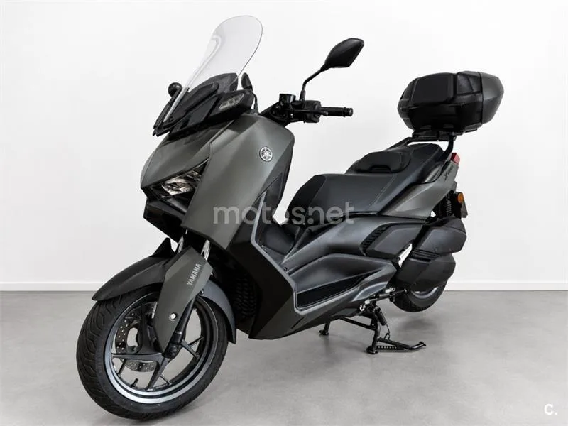 Yamaha XMAX 300 – Vista 7