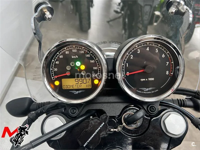 Moto Guzzi V7 III – Vista 9