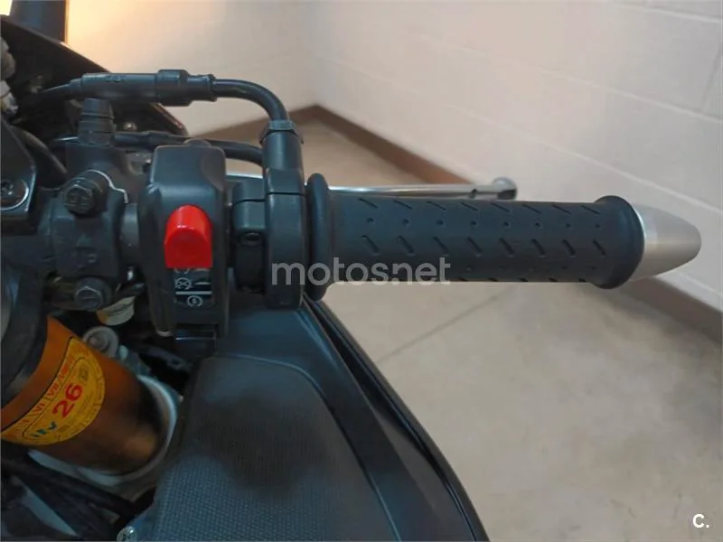 Aprilia RSV4 Factory – Vista 11