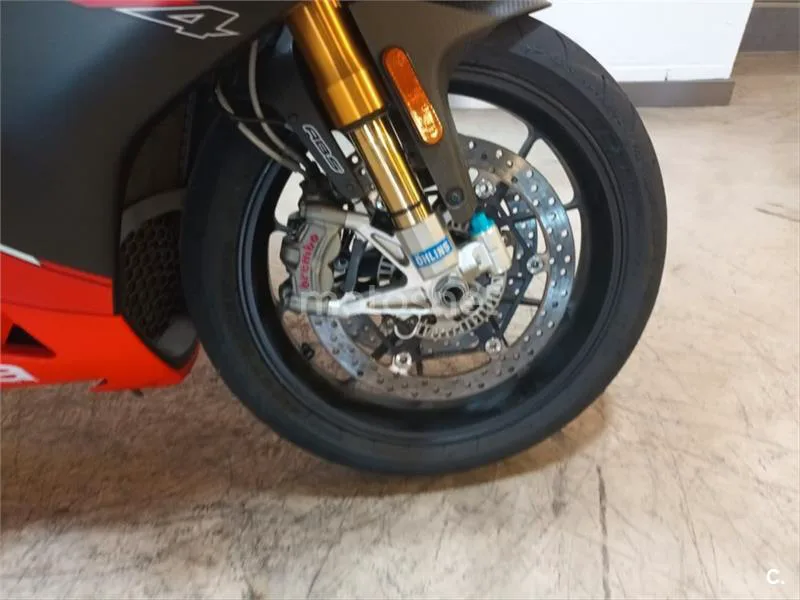 Aprilia RSV4 Factory – Vista 20