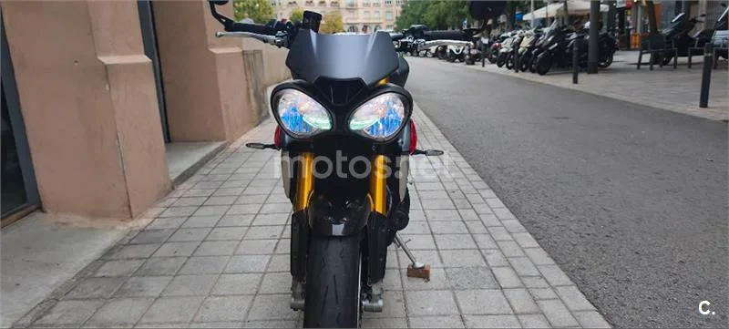 Triumph Speed Triple – Vista 48
