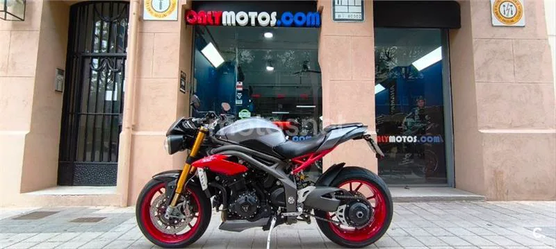 Triumph Speed Triple – Vista 61
