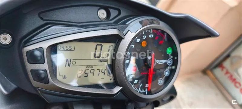 Triumph Speed Triple – Vista 62