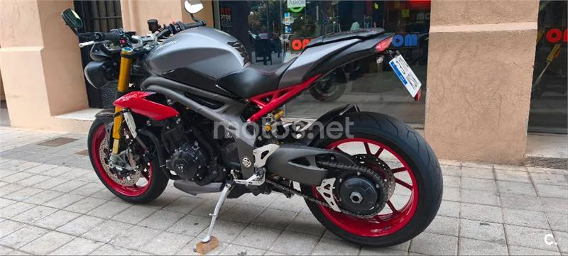 Triumph Speed Triple – Vista 66