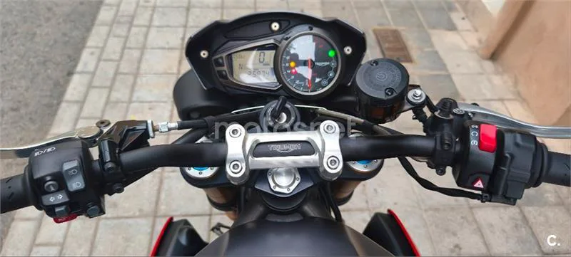 Triumph Speed Triple – Vista 71