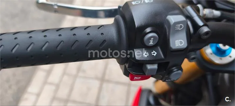 Triumph Speed Triple – Vista 72