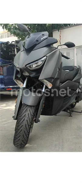 Yamaha XMAX 400 – Vista 7
