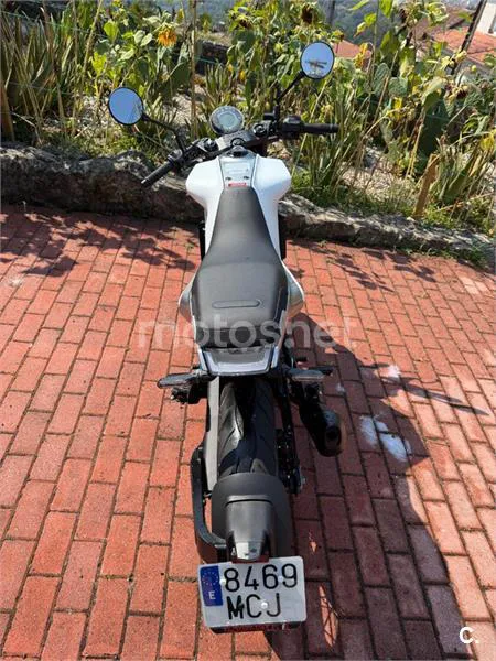 Husqvarna Vitpilen 401 – Vista 5
