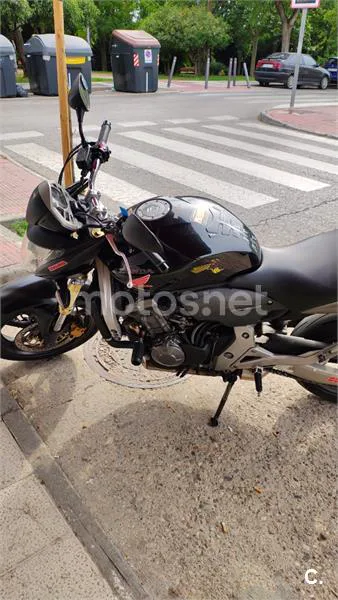 Honda CB 600 F – Vista 3