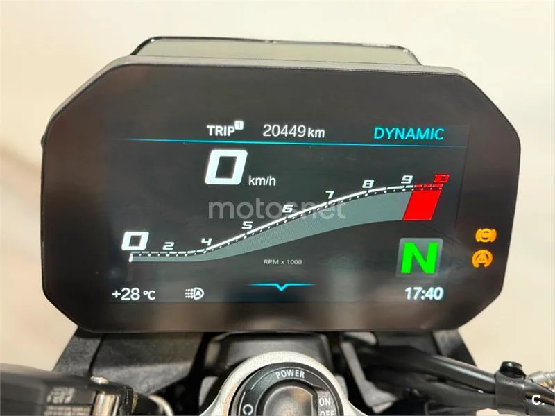 BMW F 900 R – Vista 11