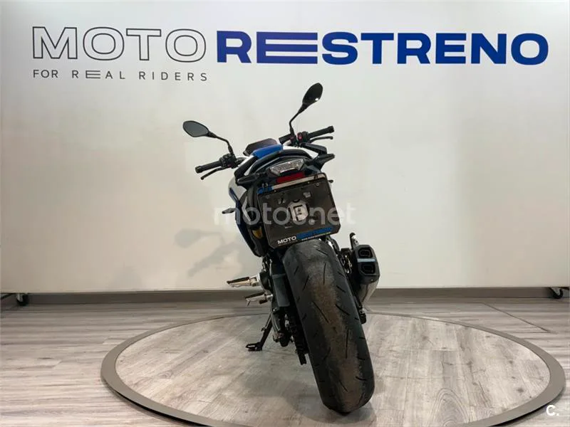 BMW F 900 R – Vista 7