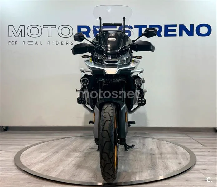 CFMOTO 800MT – Vista 4