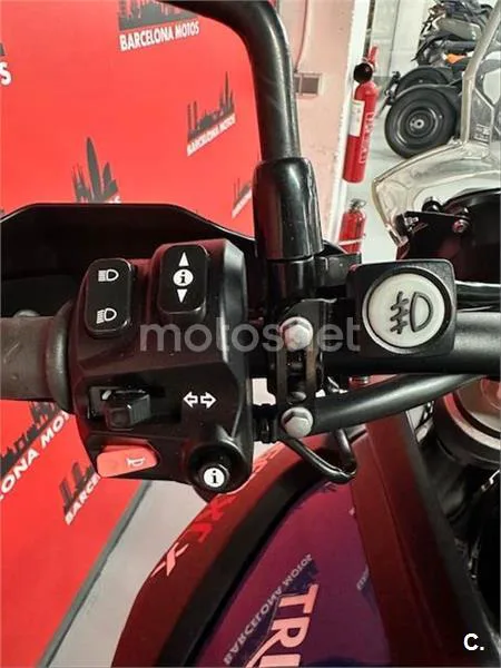 Triumph Tiger 800 XC – Vista 9