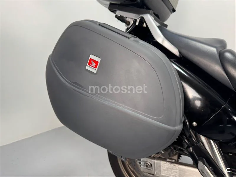 Honda XL 1000 V Varadero – Vista 8