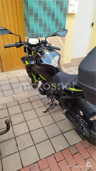 Kawasaki Z650 – Vista 2