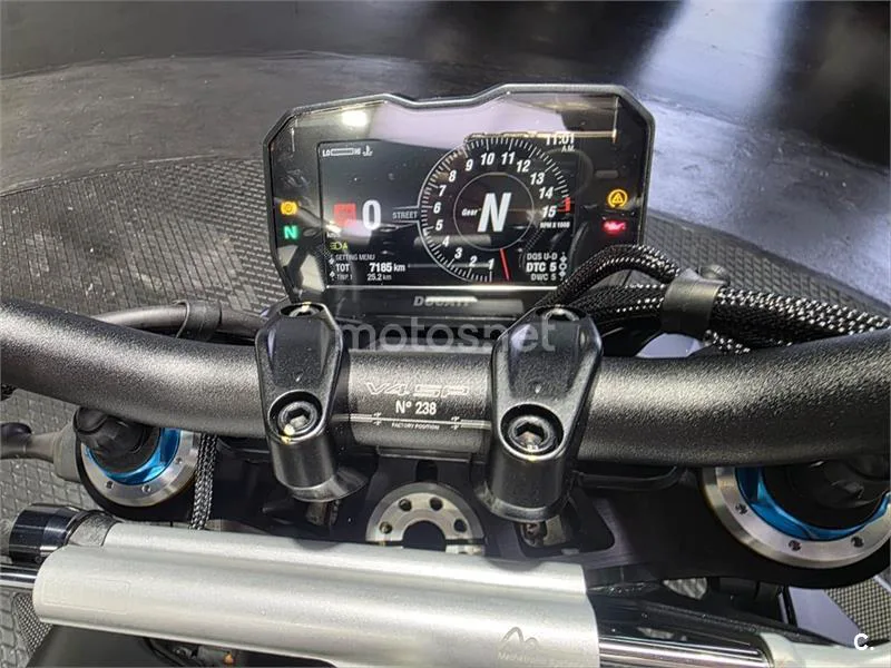 Ducati Streetfighter V4 – Vista 10