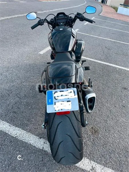 Harley-Davidson FXDR 114 – Vista 15
