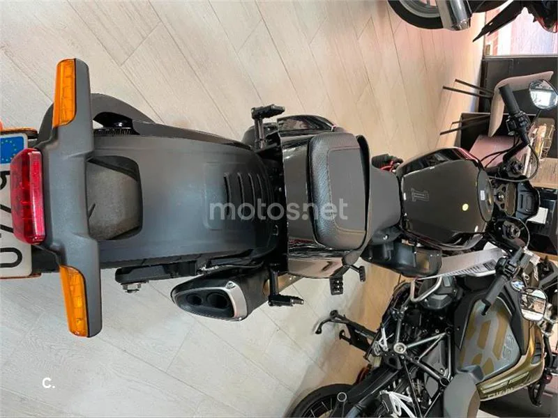 Harley-Davidson FXDR 114 – Vista 4