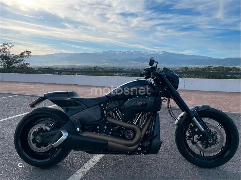 Harley-Davidson FXDR 114 – Vista 7