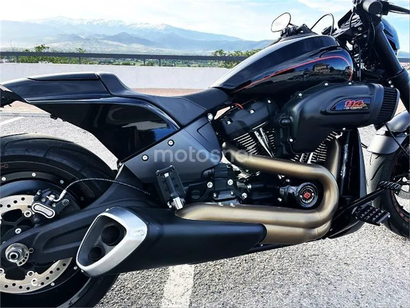 Harley-Davidson FXDR 114 – Vista 9