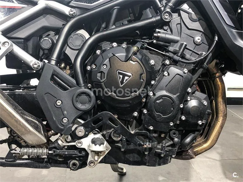 Triumph Tiger 900 - Vista 4