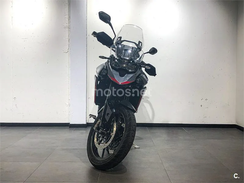 Triumph Tiger 900 - Vista 7