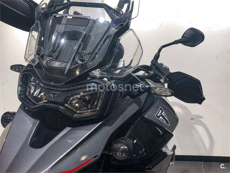 Triumph Tiger 900 - Vista 9