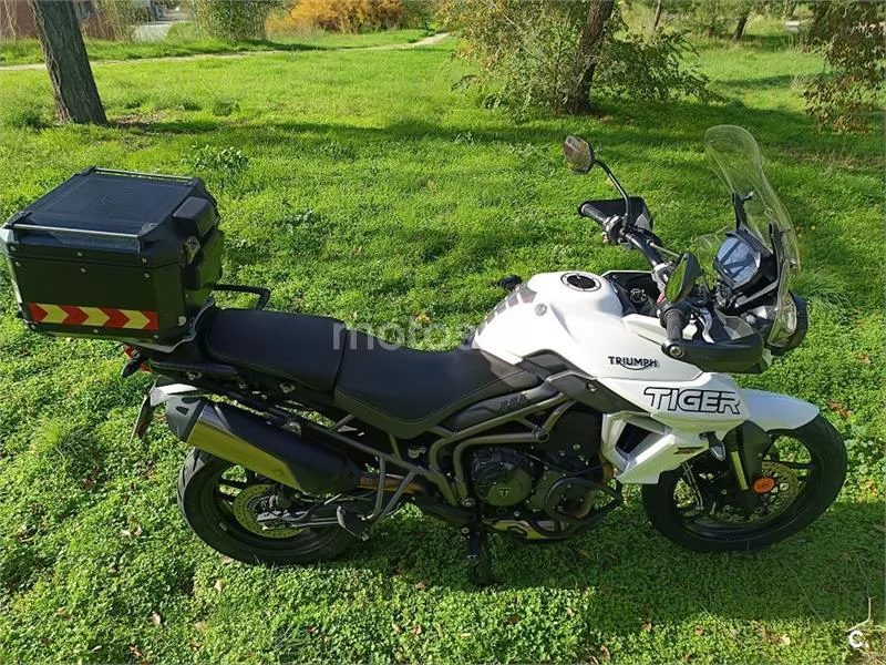 Triumph Tiger 800 XR – Vista 8