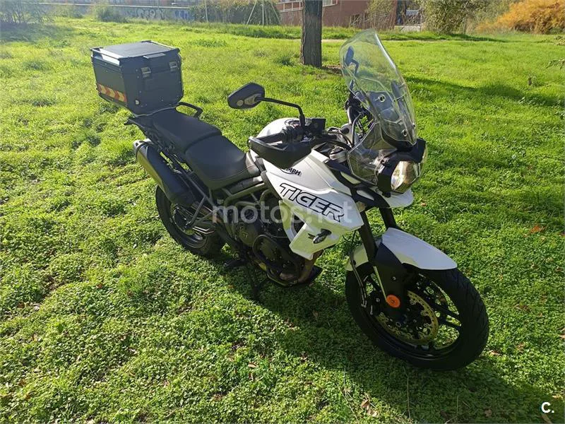 Triumph Tiger 800 XR – Vista 9